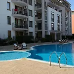 Apartment Bratanov Marvel 1 *