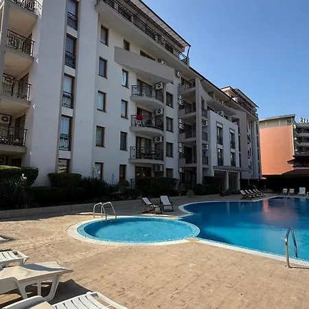 Bratanov Marvel 1 Apartamento *